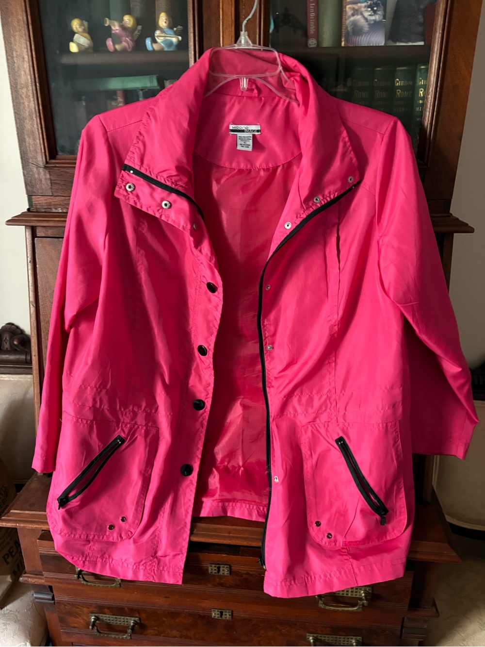 Mirror Image: XL, Women’s Lightweight Hot Pink Jacket with Zip Pockets
